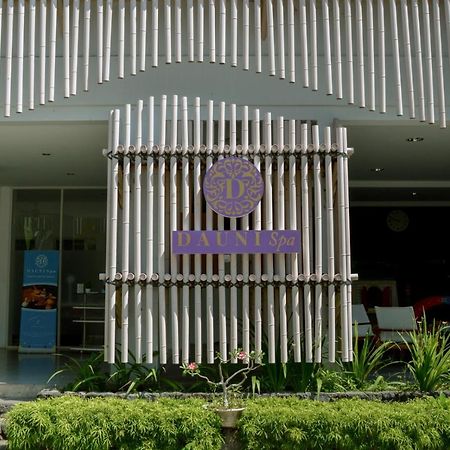K Gallery Hotel Pasuruan Dış mekan fotoğraf