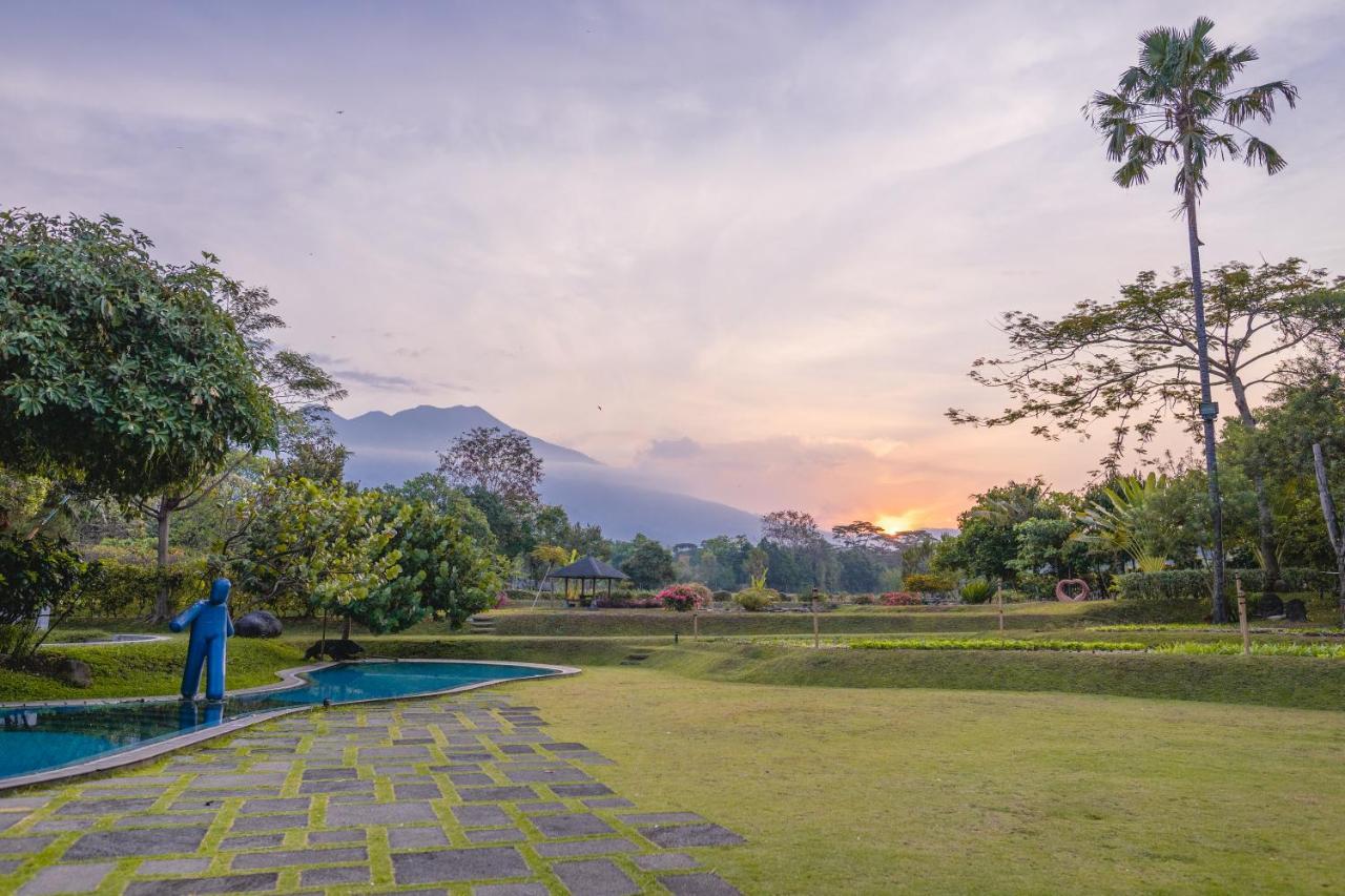 K Gallery Hotel Pasuruan Dış mekan fotoğraf