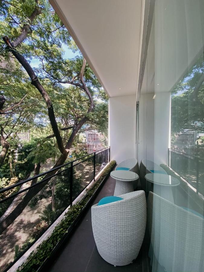 K Gallery Hotel Pasuruan Dış mekan fotoğraf