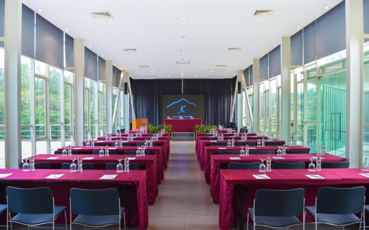 K Gallery Hotel Pasuruan Dış mekan fotoğraf