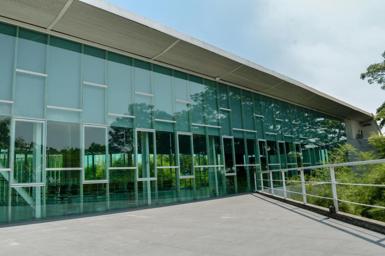 K Gallery Hotel Pasuruan Dış mekan fotoğraf